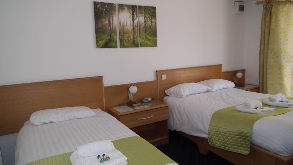 The Beach Motel Trearddur Zimmer foto